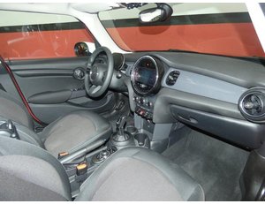 
										MINI MINI COOPER 1.5 136CV AUTOM. full									