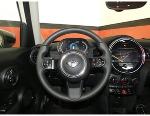 
										MINI MINI COOPER 1.5 136CV AUTOM. full									