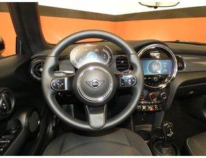 
										MINI MINI COOPER CABRIO 1.5 136CV AUTOM. full									
