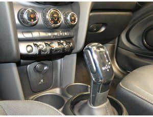 
										MINI MINI COOPER CABRIO 1.5 136CV AUTOM. full									