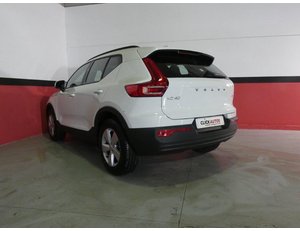 
										VOLVO XC40 1.5 129CV T2 MOMENTUM CORE AUTO full									