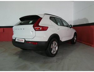 
										VOLVO XC40 1.5 129CV T2 MOMENTUM CORE AUTO full									