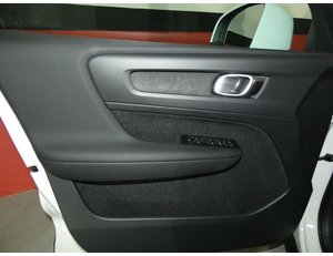 
										VOLVO XC40 1.5 129CV T2 MOMENTUM CORE AUTO full									