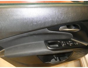 
										FIAT TIPO 1.3 MJET 95CV SW MIRROR 5P full									