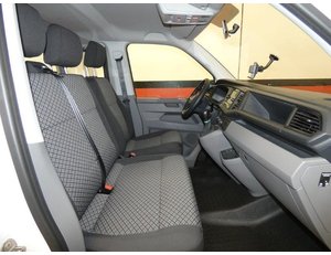 
										VOLKSWAGEN CARAVELLE 2.0 TDI 150CV ORIGIN DSG LARGA full									