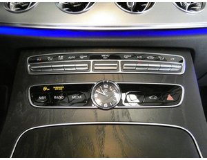 
										MERCEDES BENZ CLASE E 220D CABRIO full									