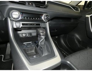 
										TOYOTA RAV4 2.5 E-CVT 218CV 220H ADVANCE full									