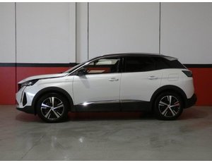 
										PEUGEOT 3008 PHEV 300CV GT EAT8 full									