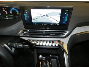 
										PEUGEOT 3008 PHEV 300CV GT EAT8 full									