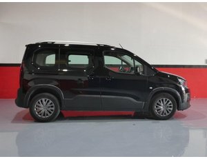 
										PEUGEOT RIFTER 1.2 PURETECH 110CV ALLURE full									