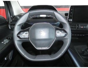 
										PEUGEOT RIFTER 1.2 PURETECH 110CV ALLURE full									