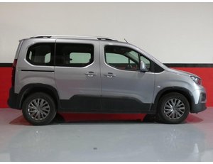 
										PEUGEOT RIFTER 1.2 PURETECH 110CV ALLURE full									