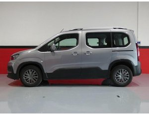 
										PEUGEOT RIFTER 1.2 PURETECH 110CV ALLURE full									