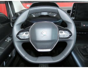 
										PEUGEOT RIFTER 1.2 PURETECH 110CV ALLURE full									