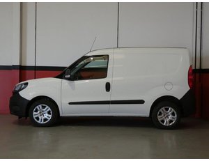 
										FIAT DOBLO CARGO 1.3 MJET 95CV SX full									