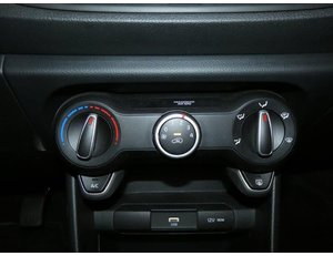 
										KIA PICANTO 1.0 DPI 67CV CONCEPT full									