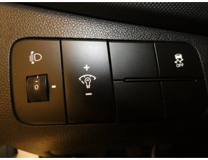 
										HYUNDAI I10 1.0 MPI 66CV KLASS full									