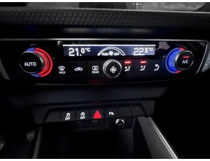 
										AUDI A1 SPORTBACK 1.0 TFSI 110CV 30 ADRENALIN full									