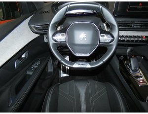 
										PEUGEOT 5008 1.5 BLUEHDI 130CV GT EAT8 full									