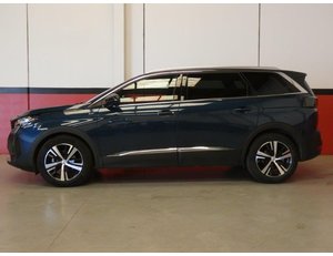 
										PEUGEOT 5008 1.5 BLUEHDI 130CV GT EAT8 full									