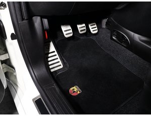 
										ABARTH 595 500 1.4 T-JET 145CV TURBO full									
