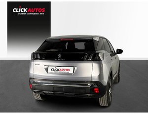 
										PEUGEOT 3008 1.5 BLUEHDI 130CV ALLURE full									
