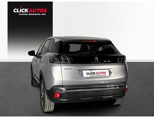 
										PEUGEOT 3008 1.5 BLUEHDI 130CV ALLURE full									