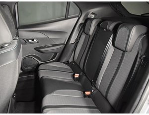 
										PEUGEOT 2008 1.2 PURETECH 100CV ALLURE PACK full									