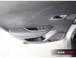 
										PEUGEOT 2008 1.2 PURETECH 100CV ALLURE full									