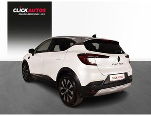 
										RENAULT CAPTUR 1.3 TCE 140CV MHEV TECHNO BITONO EDC full									