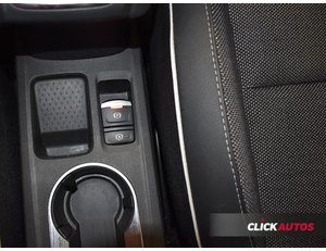 
										RENAULT CAPTUR 1.3 TCE 140CV MHEV TECHNO BITONO EDC full									