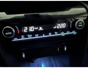 
										TOYOTA YARIS CROSS 1.5 E-CVT 116CV 120H STYLE full									