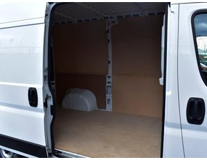 
										FIAT DUCATO FURGON 2.2 MJET 140CV 35 L2 H2 full									