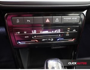 
										VOLKSWAGEN T-CROSS 1.0 TSI 110CV SPORT DSG full									