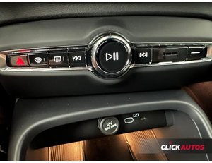 
										VOLVO XC40 2.0 163CV B3 G CORE AUTO full									
