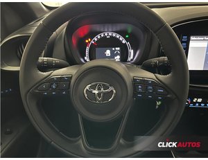 
										TOYOTA AYGO X CROSS 1.0 72CV LIKE SKY full									
