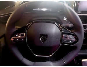 
										PEUGEOT 2008 NUEVO 1.2 PURETECH 100CV ALLURE full									