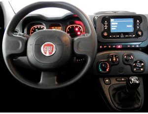 
										FIAT PANDA 1.0 70CV HYBRID full									