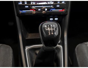 
										VOLKSWAGEN T-CROSS 1.0 TSI 110CV ADVANCE full									
