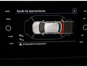 
										VOLKSWAGEN T-ROC 1.0 TSI 110CV LIFE full									