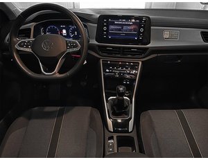 
										VOLKSWAGEN T-ROC 1.0 TSI 110CV LIFE full									