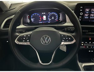 
										VOLKSWAGEN T-ROC 1.0 TSI 110CV LIFE full									