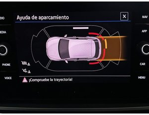 
										VOLKSWAGEN T-ROC 1.0 TSI 110CV LIFE full									