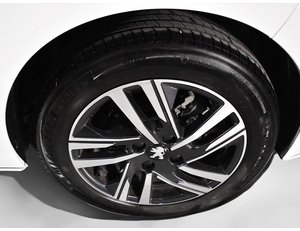 
										PEUGEOT 208 1.2 PURETECH 100CV ALLURE full									