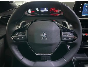 
										PEUGEOT 2008 1.2 PURETECH 130CV ALLURE EAT8 full									