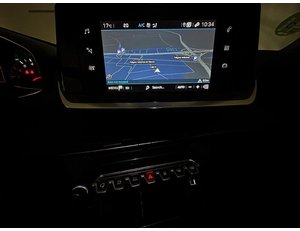 
										PEUGEOT 2008 1.2 PURETECH 100CV ALLURE full									