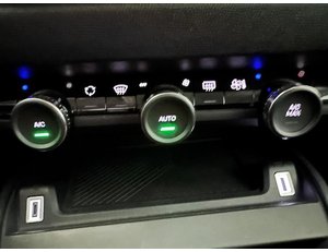 
										CITROEN C4 1.5 BLUEHDI 130CV FEEL PACK EAT8 full									