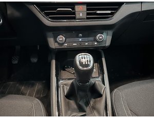 
										SKODA KAMIQ 1.0 TSI 110CV AMBITION full									