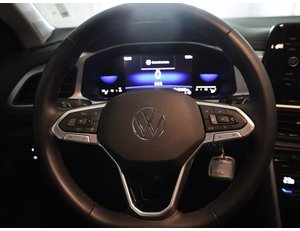 
										VOLKSWAGEN T-ROC 1.0 TSI 110CV LIFE full									