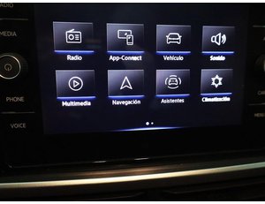 
										VOLKSWAGEN T-ROC 1.0 TSI 110CV LIFE full									